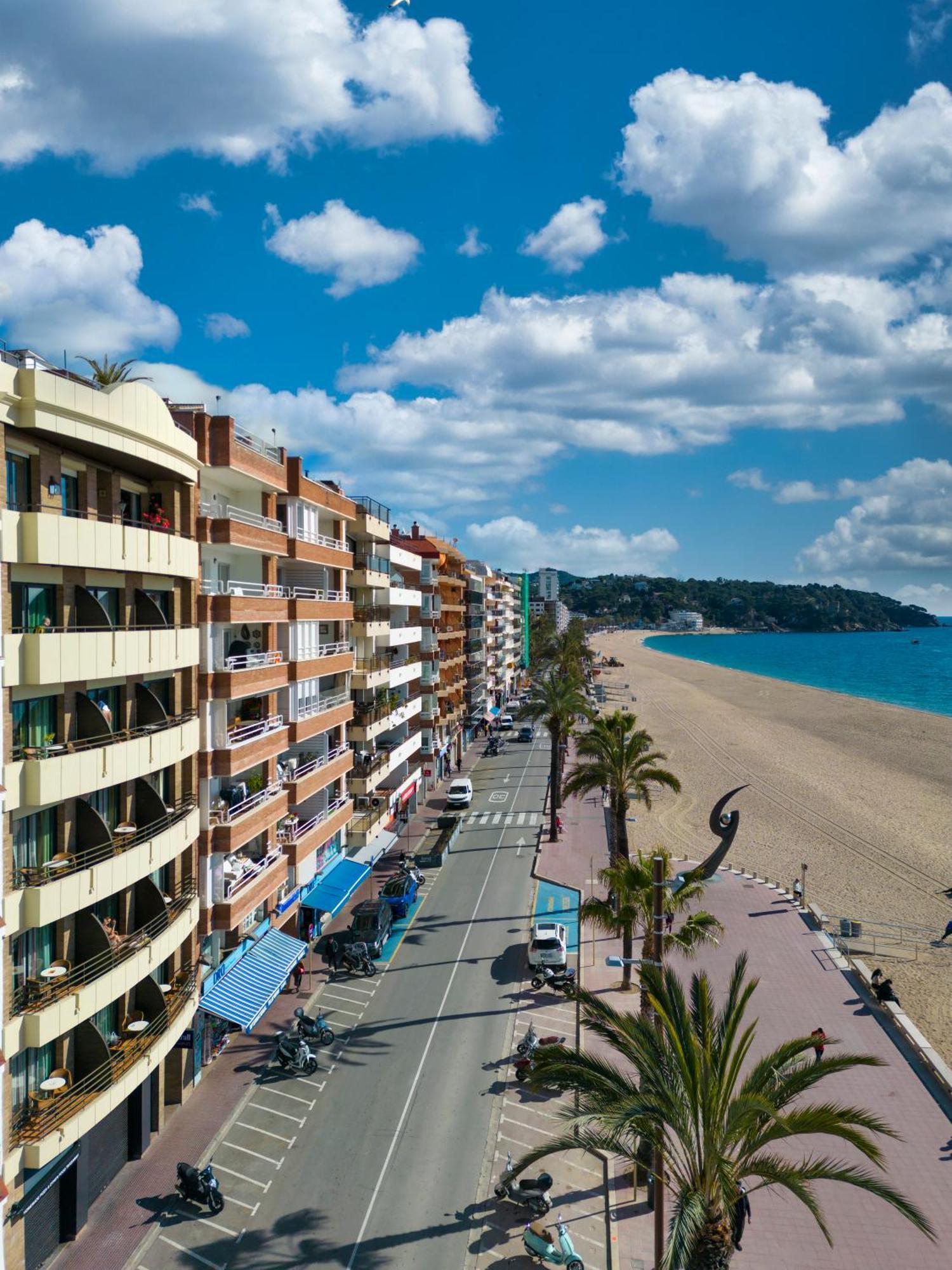 Almirall Apartaments Lloret de Mar Buitenkant foto