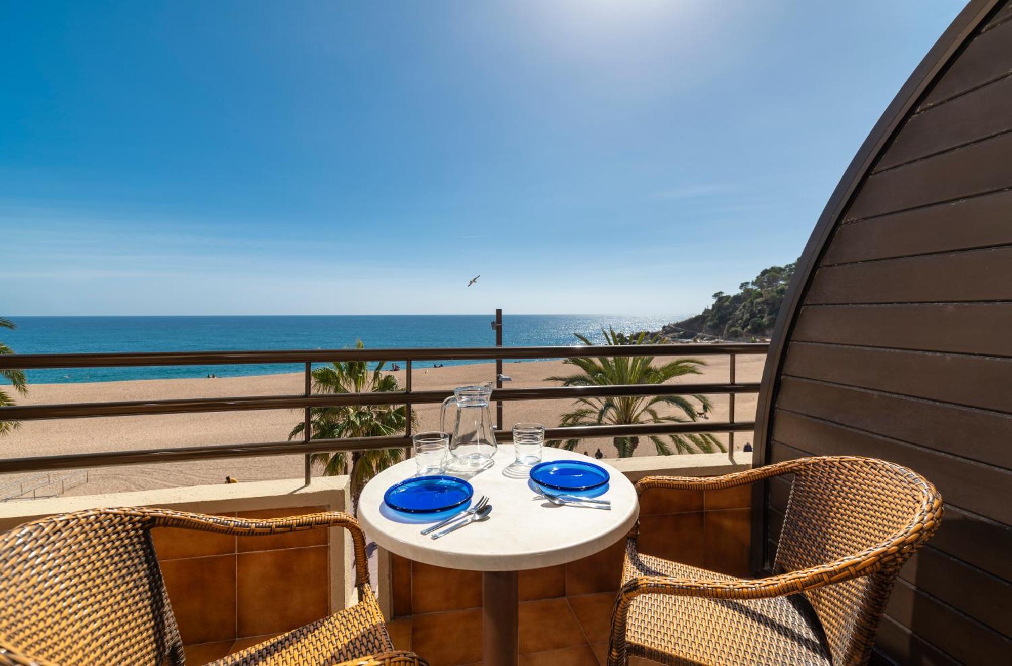 Almirall Apartaments Lloret de Mar Buitenkant foto